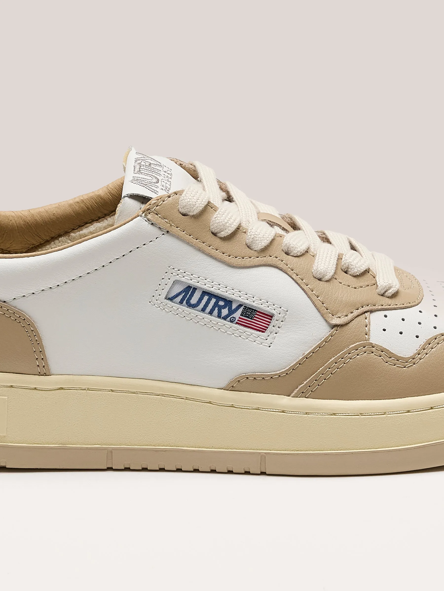 AUTRY | MEDALIST LOW BICOLOR FOR WOMEN