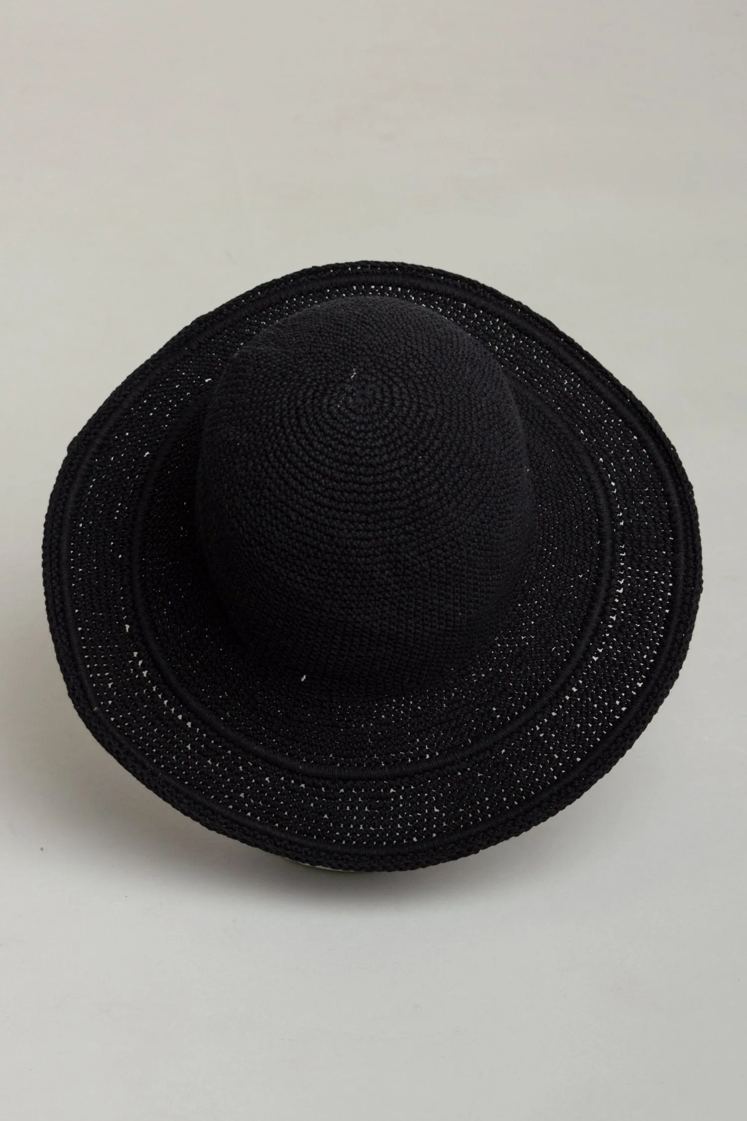 Black Hat, Cotton