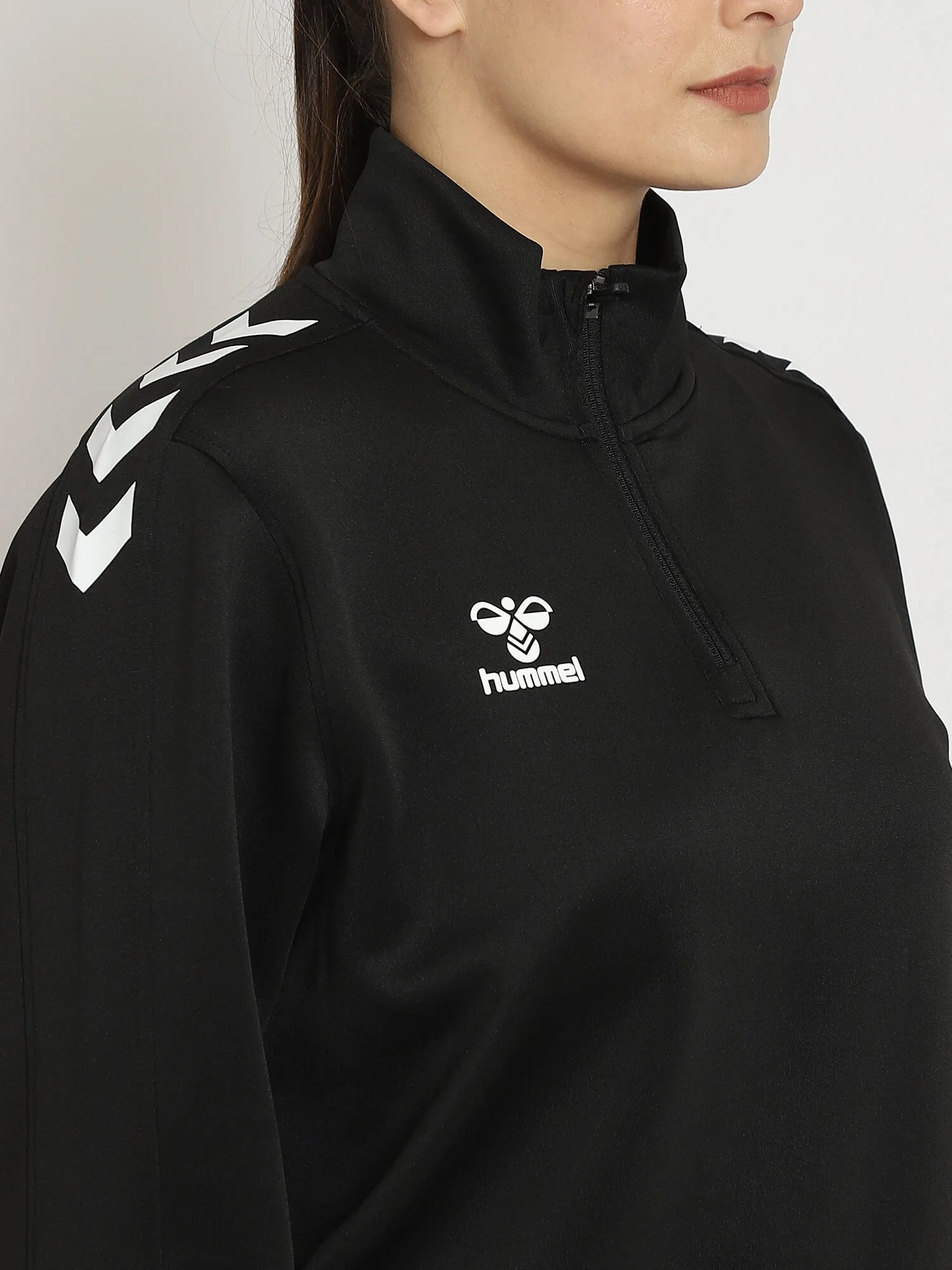 Core Women Polyester Black Sweatshirt