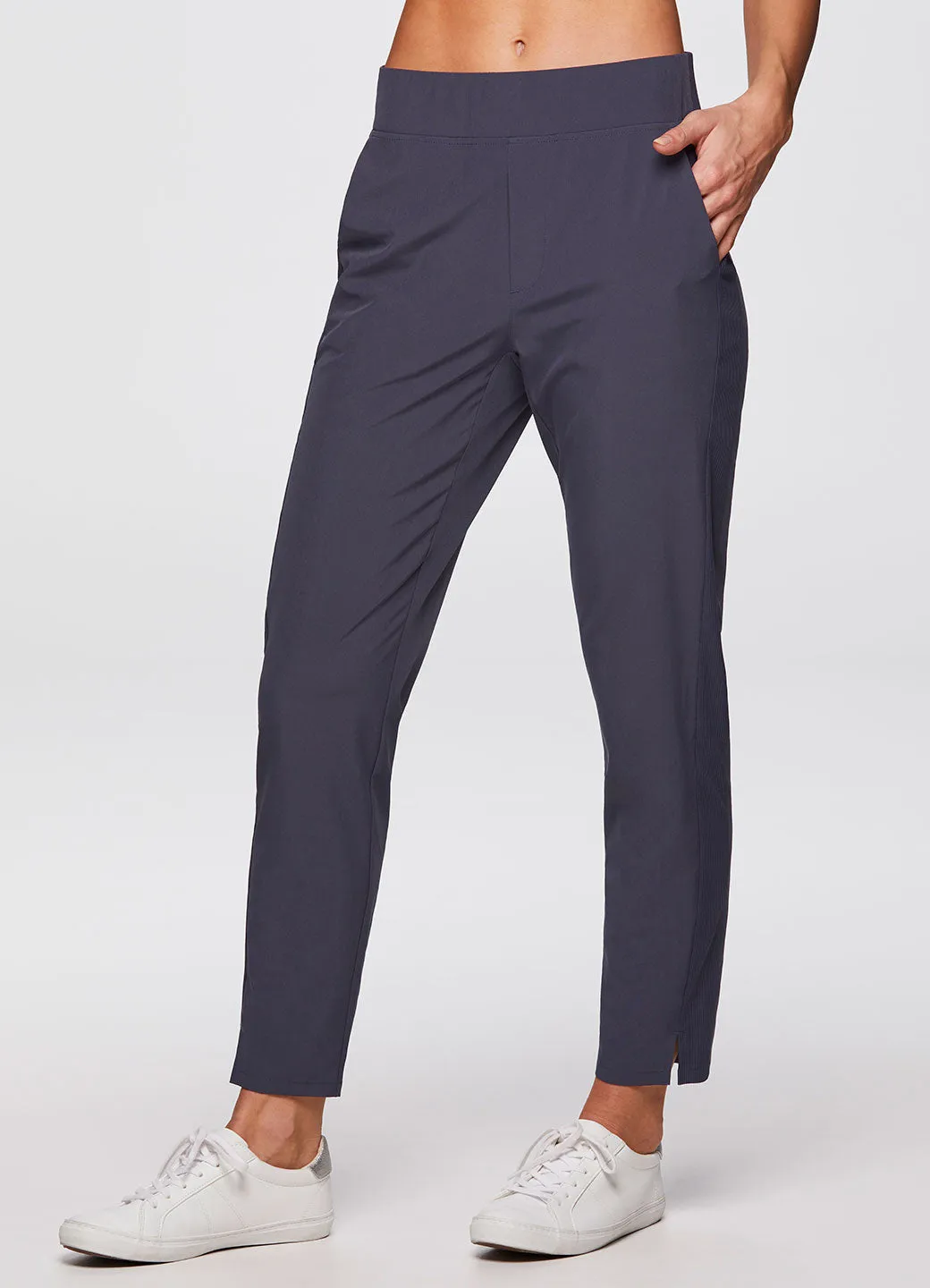 Everyday Ribbed Ankle Pant