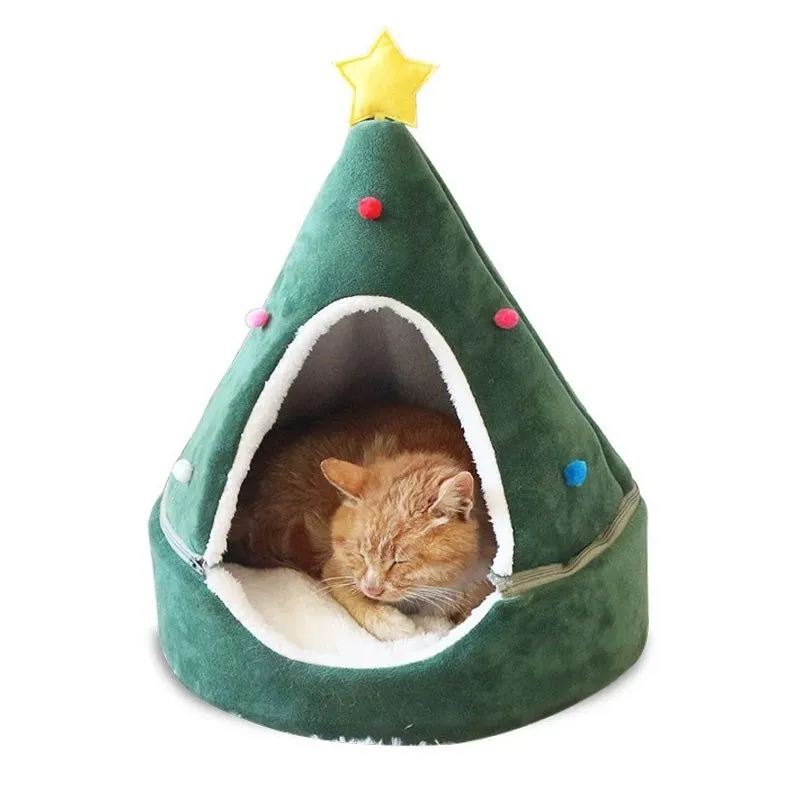 Festive Fir Cozy Pet Bed