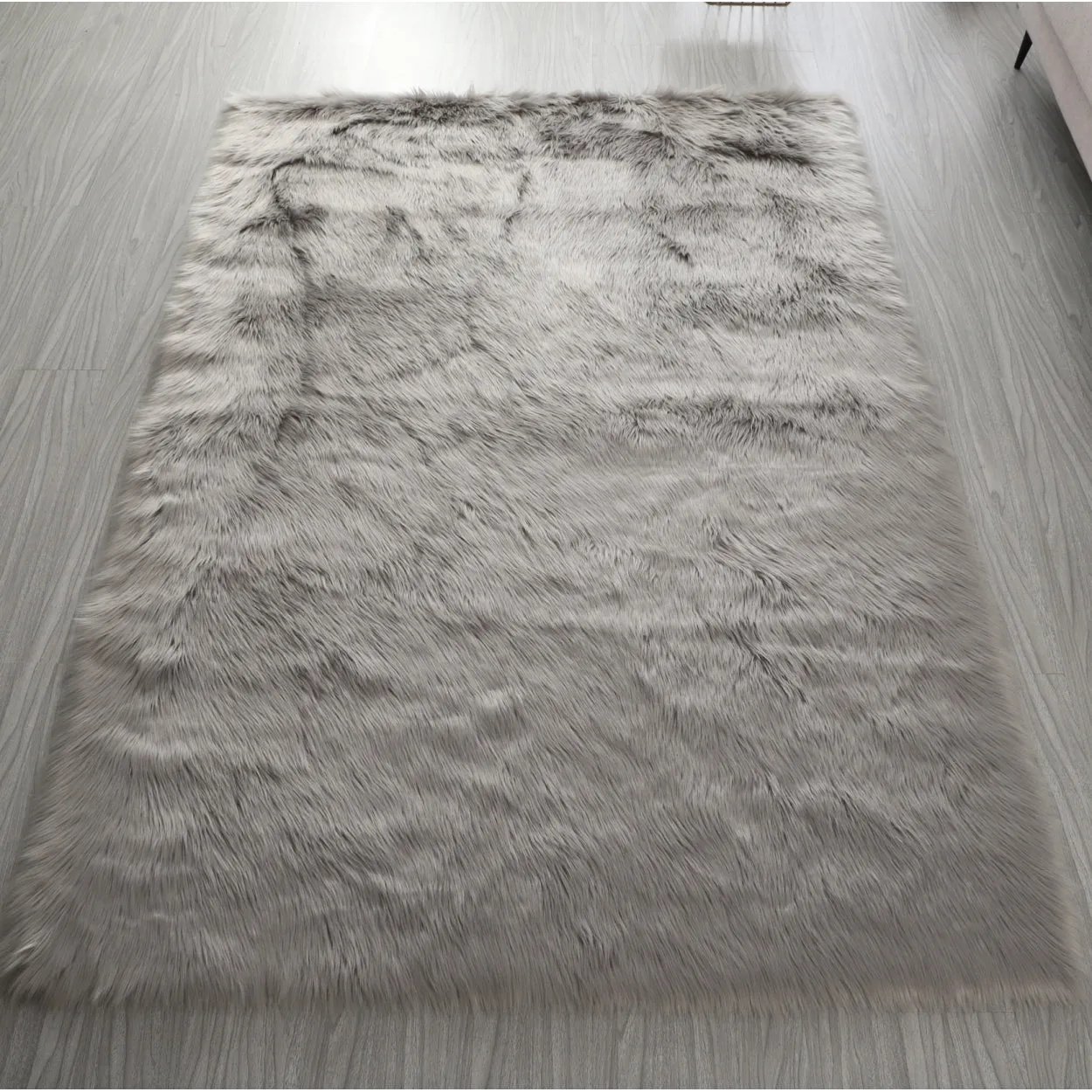 "Cozy Collection" Ultra Soft Fluffy Faux Fur Sheepskin Area Rug