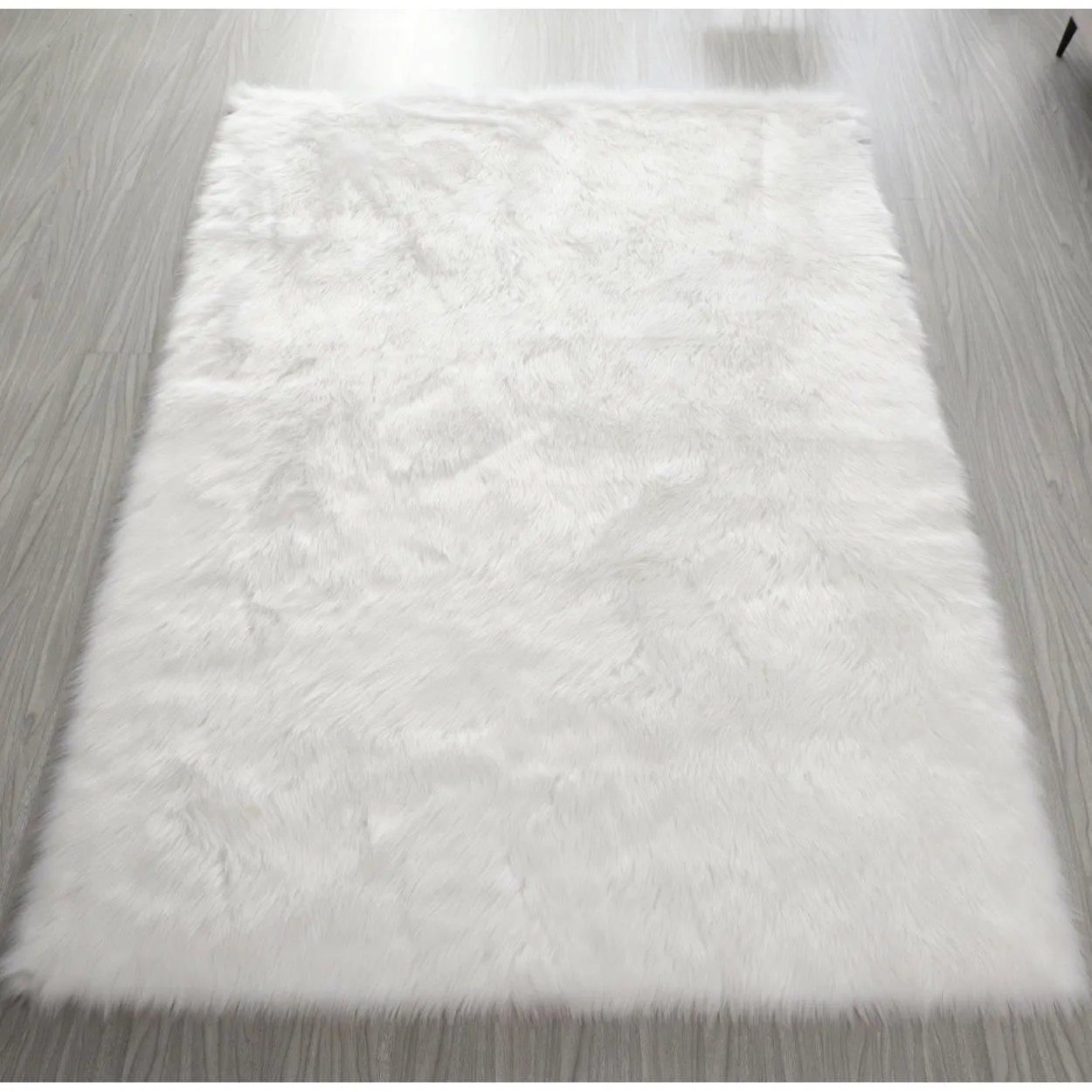 "Cozy Collection" Ultra Soft Fluffy Faux Fur Sheepskin Area Rug