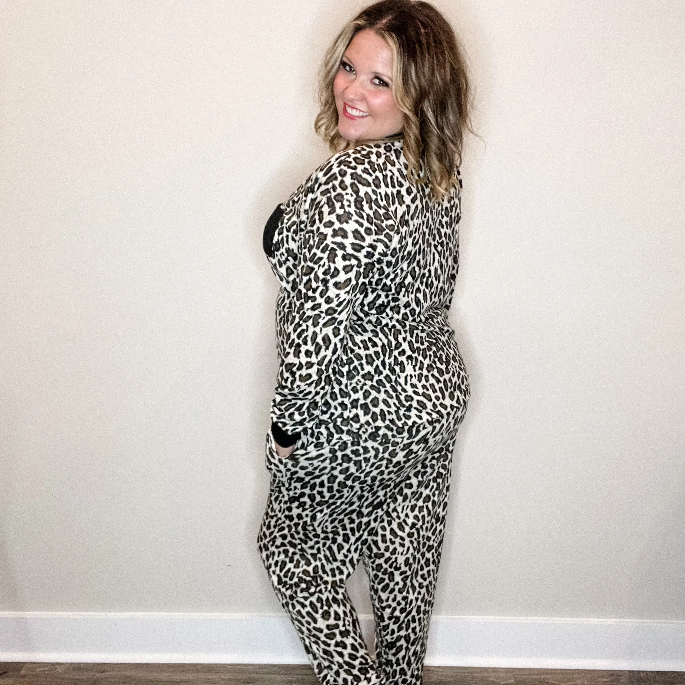 "Cozy" Animal Print Lounge Set with Pockets