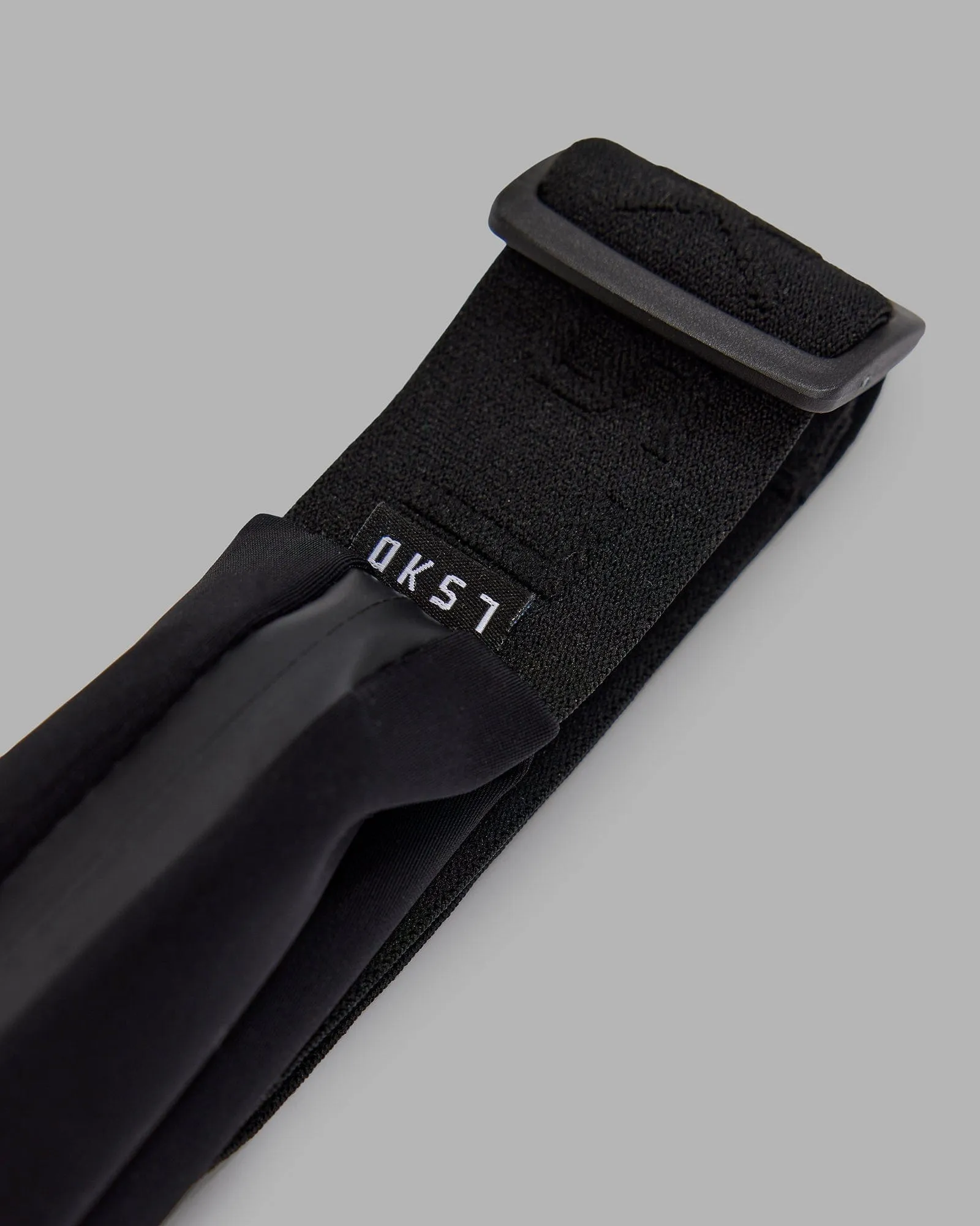 Adjustable Black Running Belt by Rep - Perfect for Hands-Free Exercise