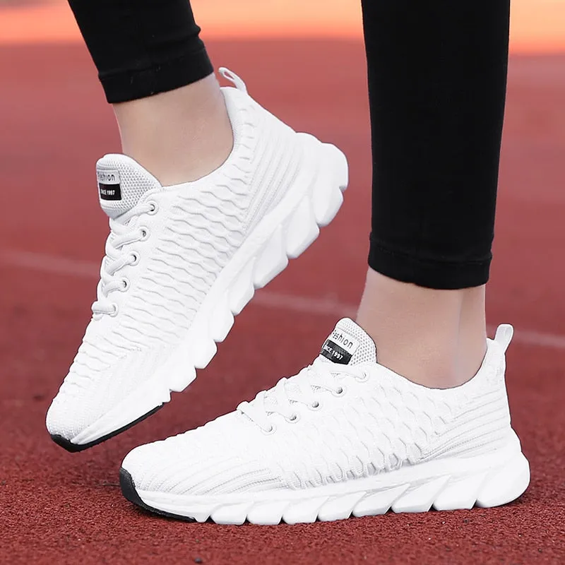 Women Breathable Lightweight Flat Sneakers