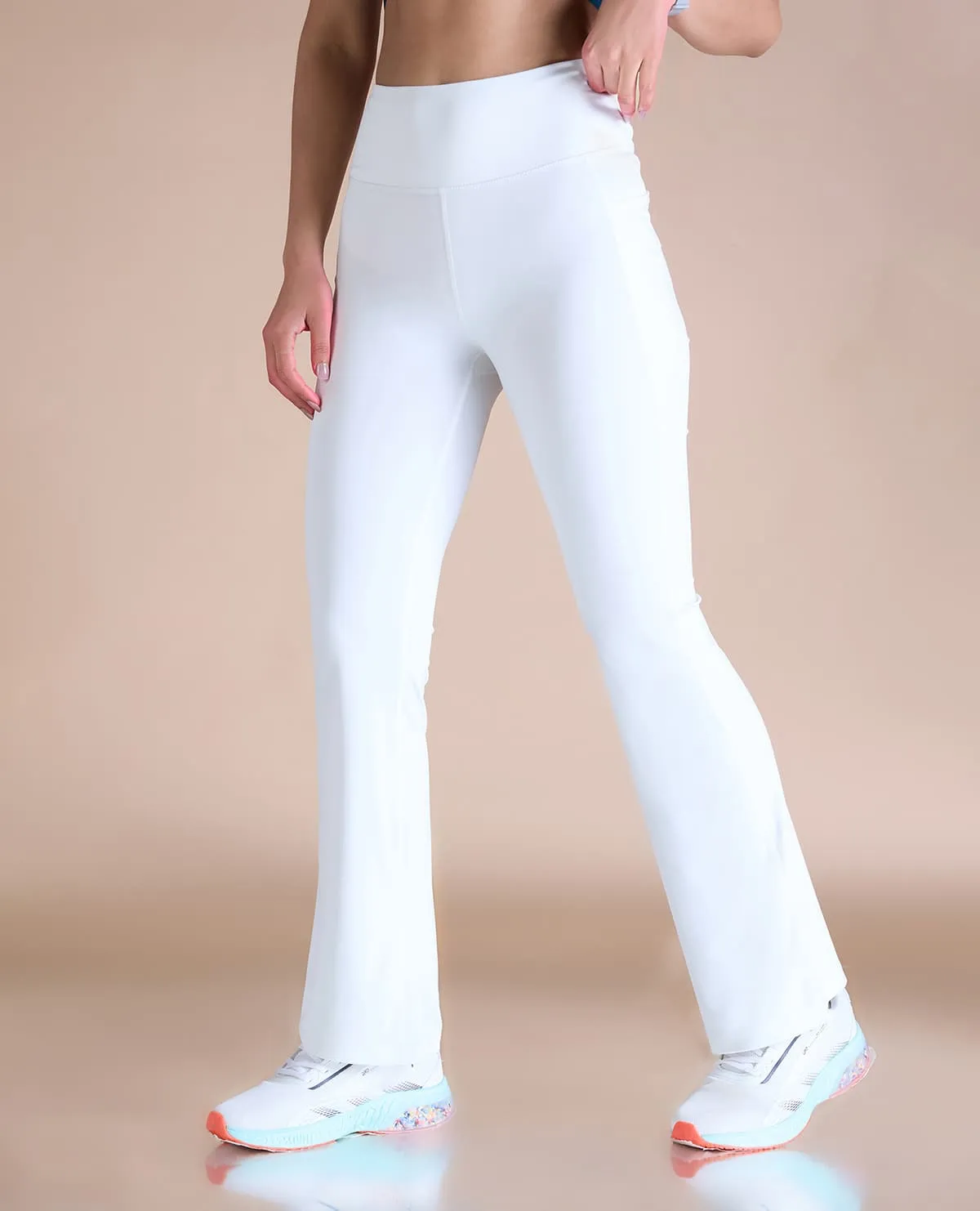 Women Stretchable Flared Pants